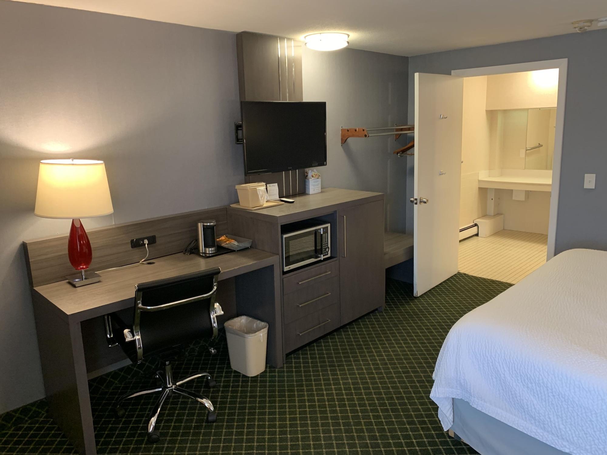 Super 8 By Wyndham Sturbridge Hotel Ngoại thất bức ảnh