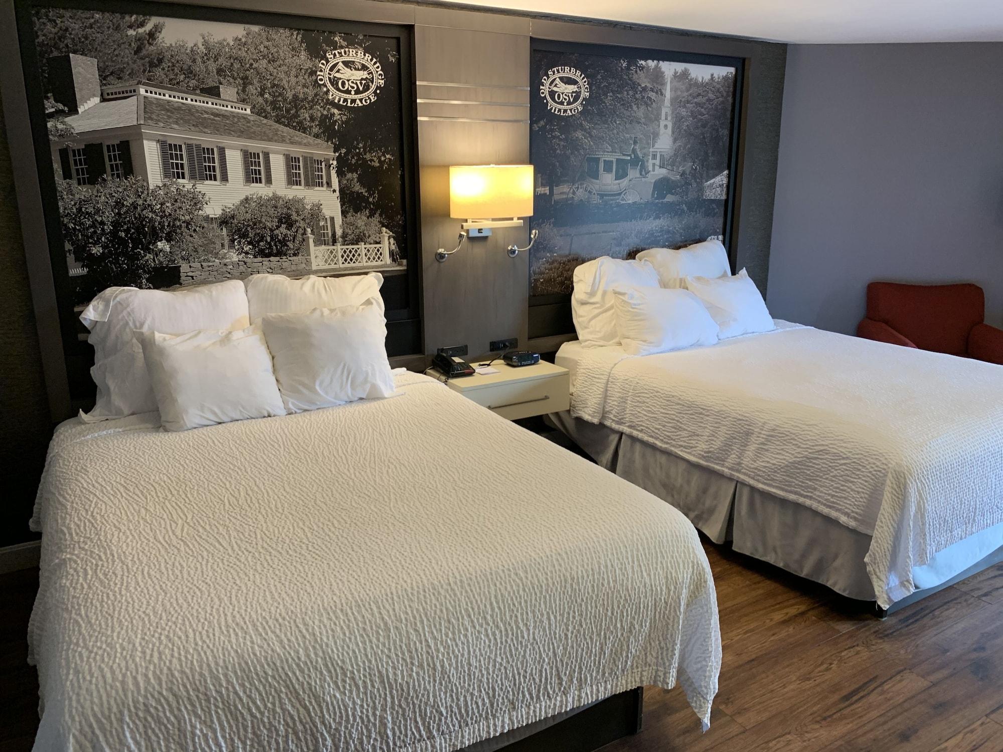 Super 8 By Wyndham Sturbridge Hotel Ngoại thất bức ảnh