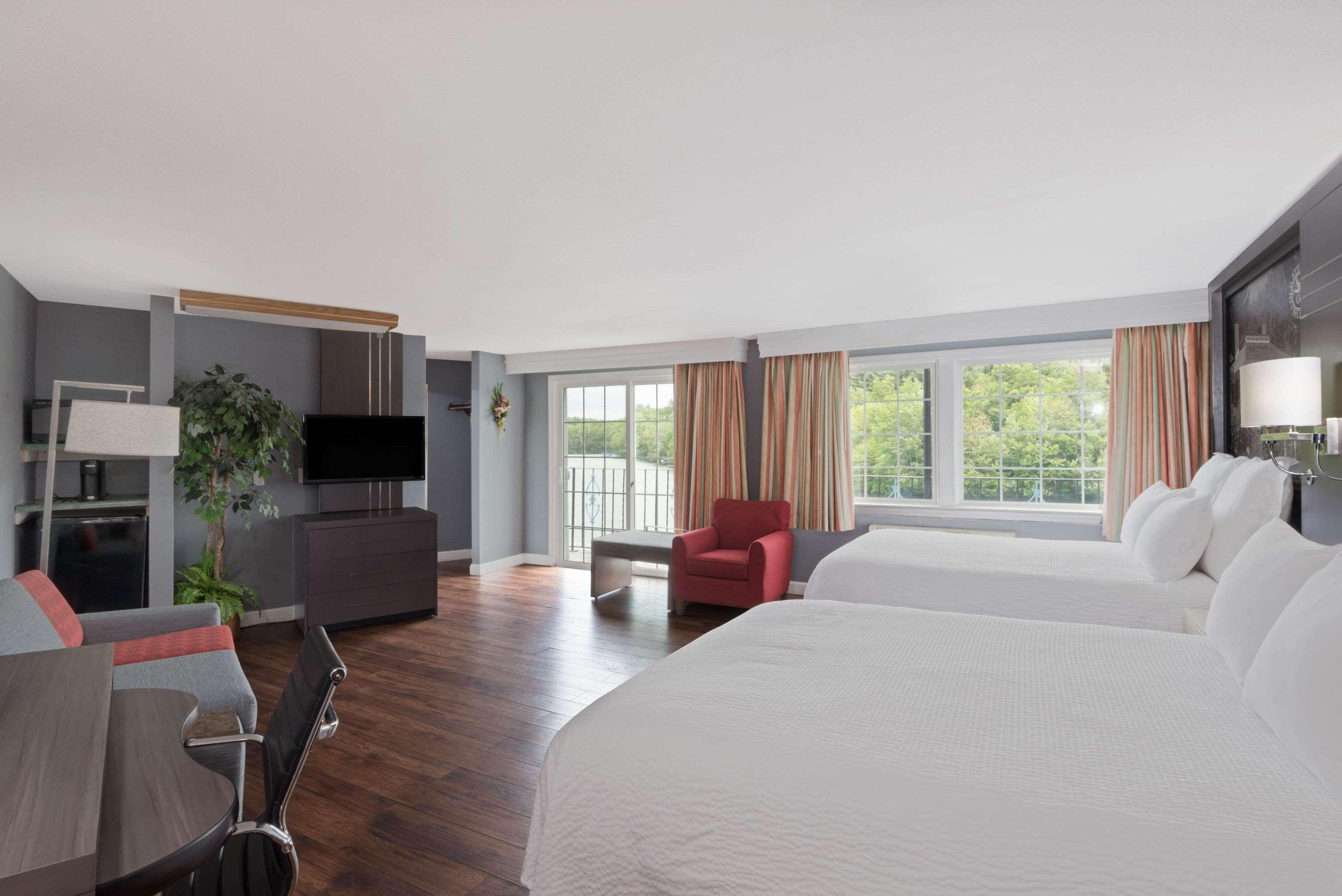 Super 8 By Wyndham Sturbridge Hotel Ngoại thất bức ảnh