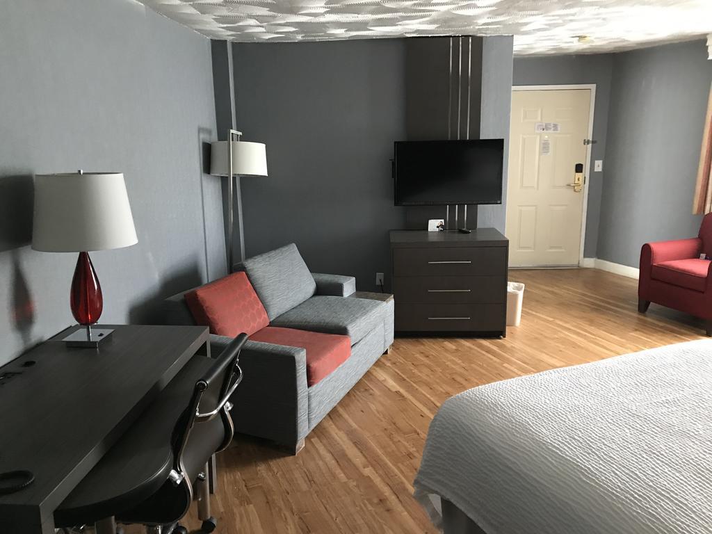 Super 8 By Wyndham Sturbridge Hotel Ngoại thất bức ảnh